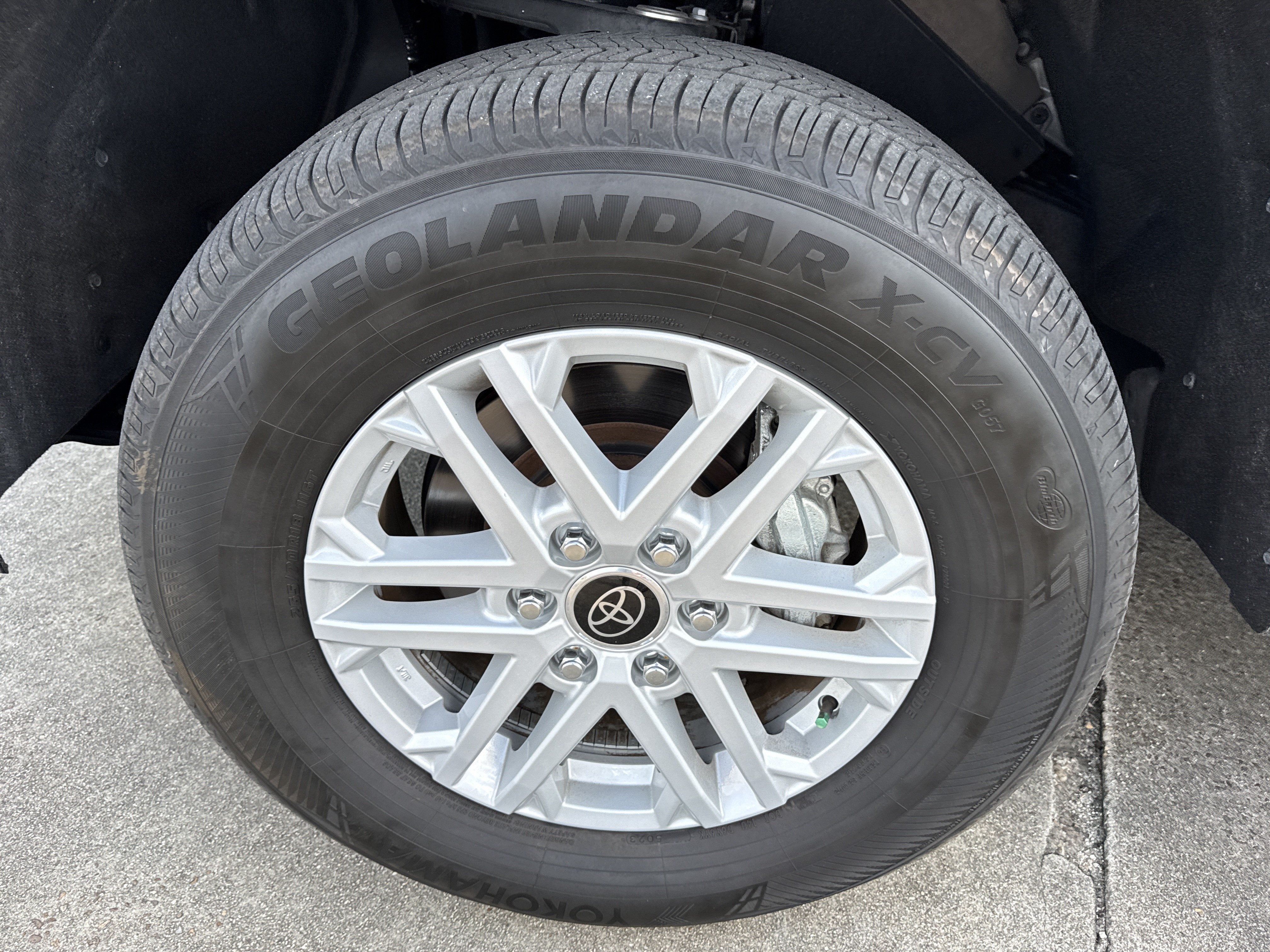 2024 Toyota Tundra 4WD SR5