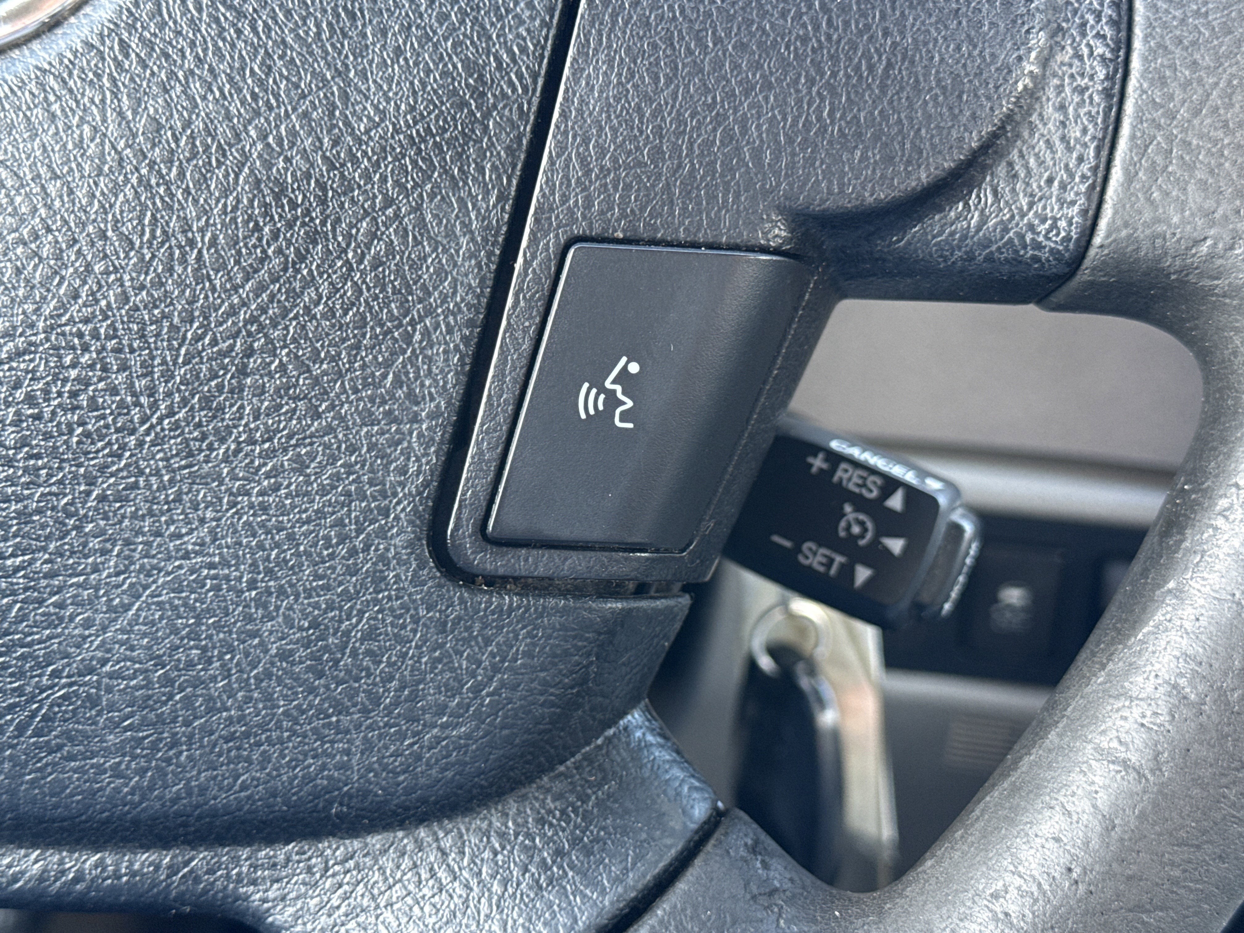 2011 Toyota Tundra 4WD Truck Grade