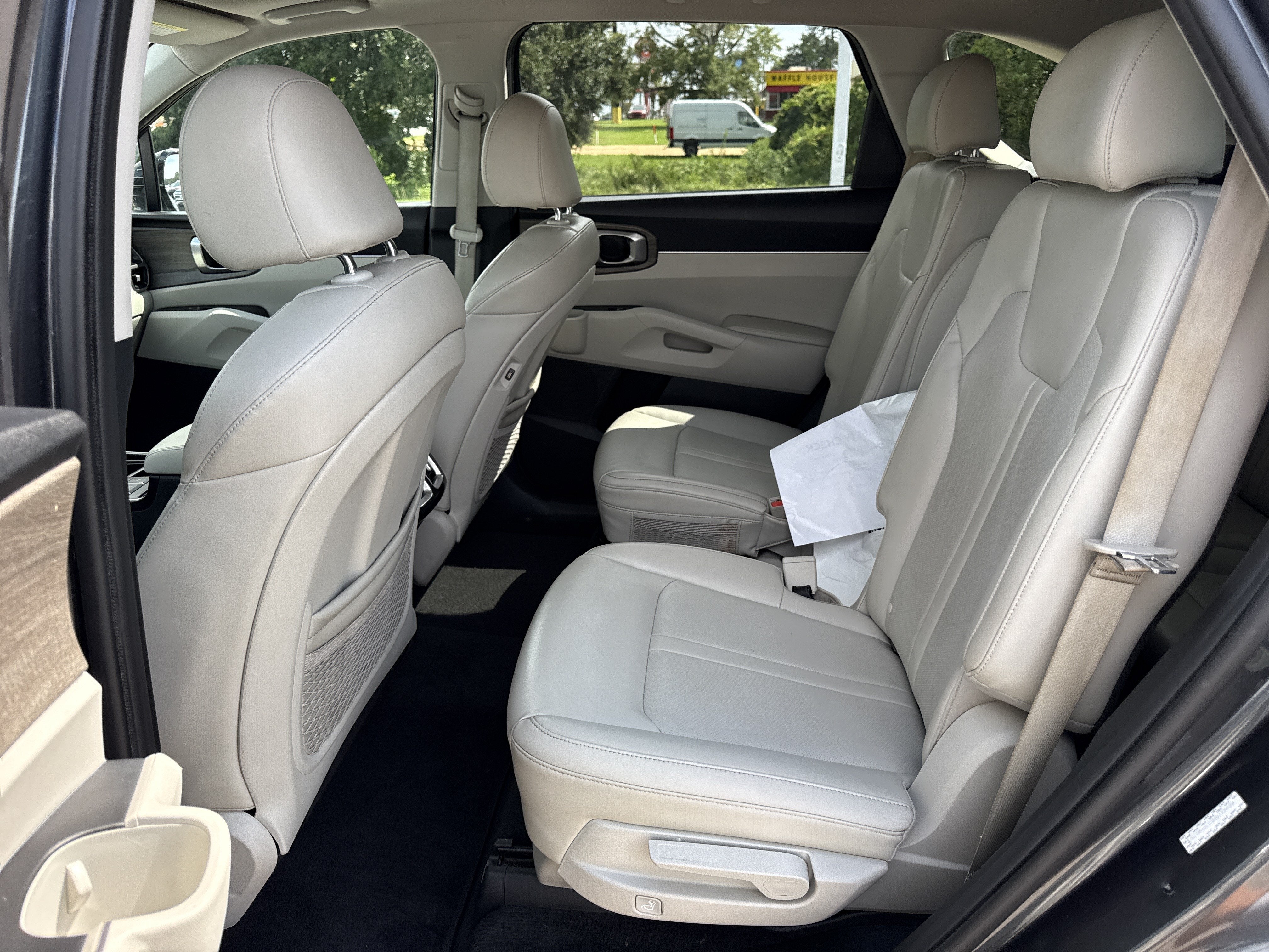 2022 Kia Sorento X-Line EX