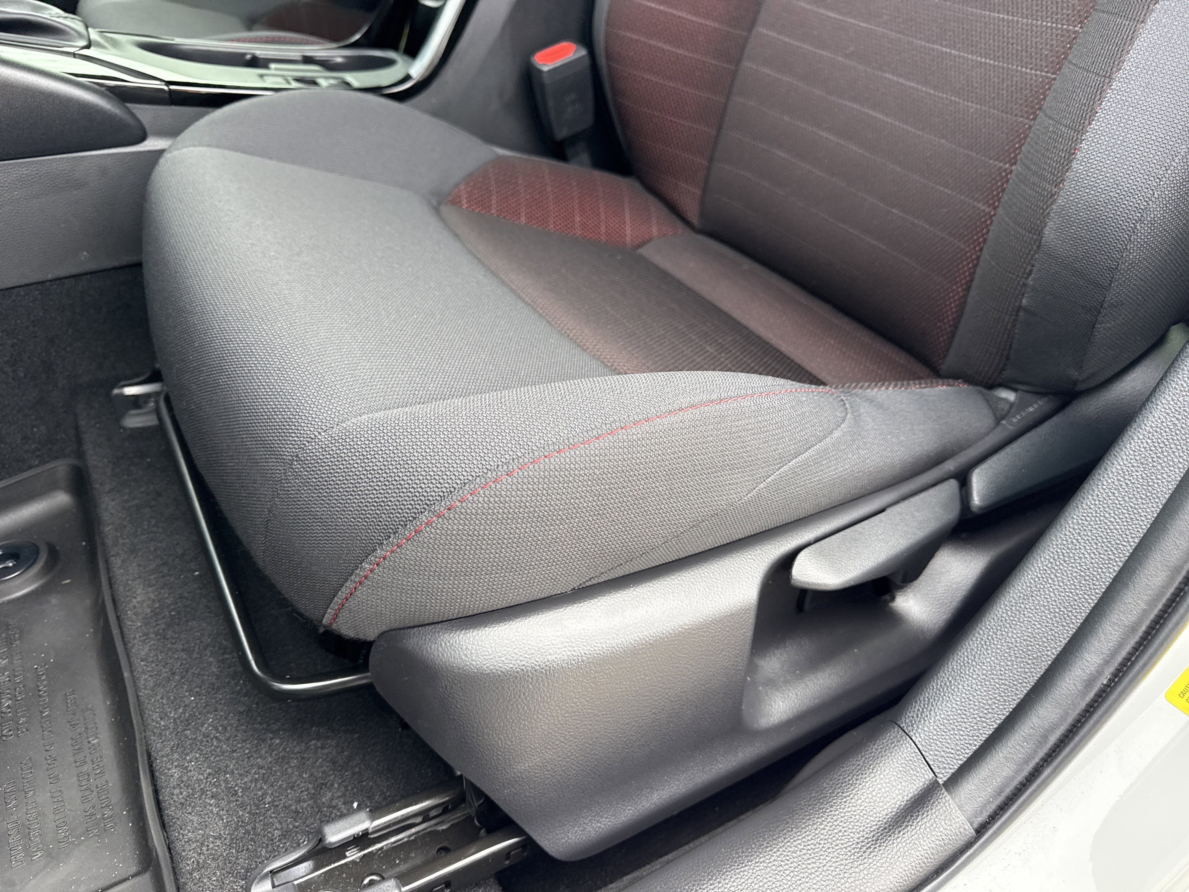 2025 Toyota Corolla Hybrid SE