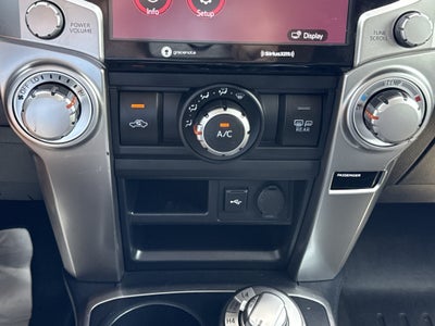 2022 Toyota 4Runner SR5