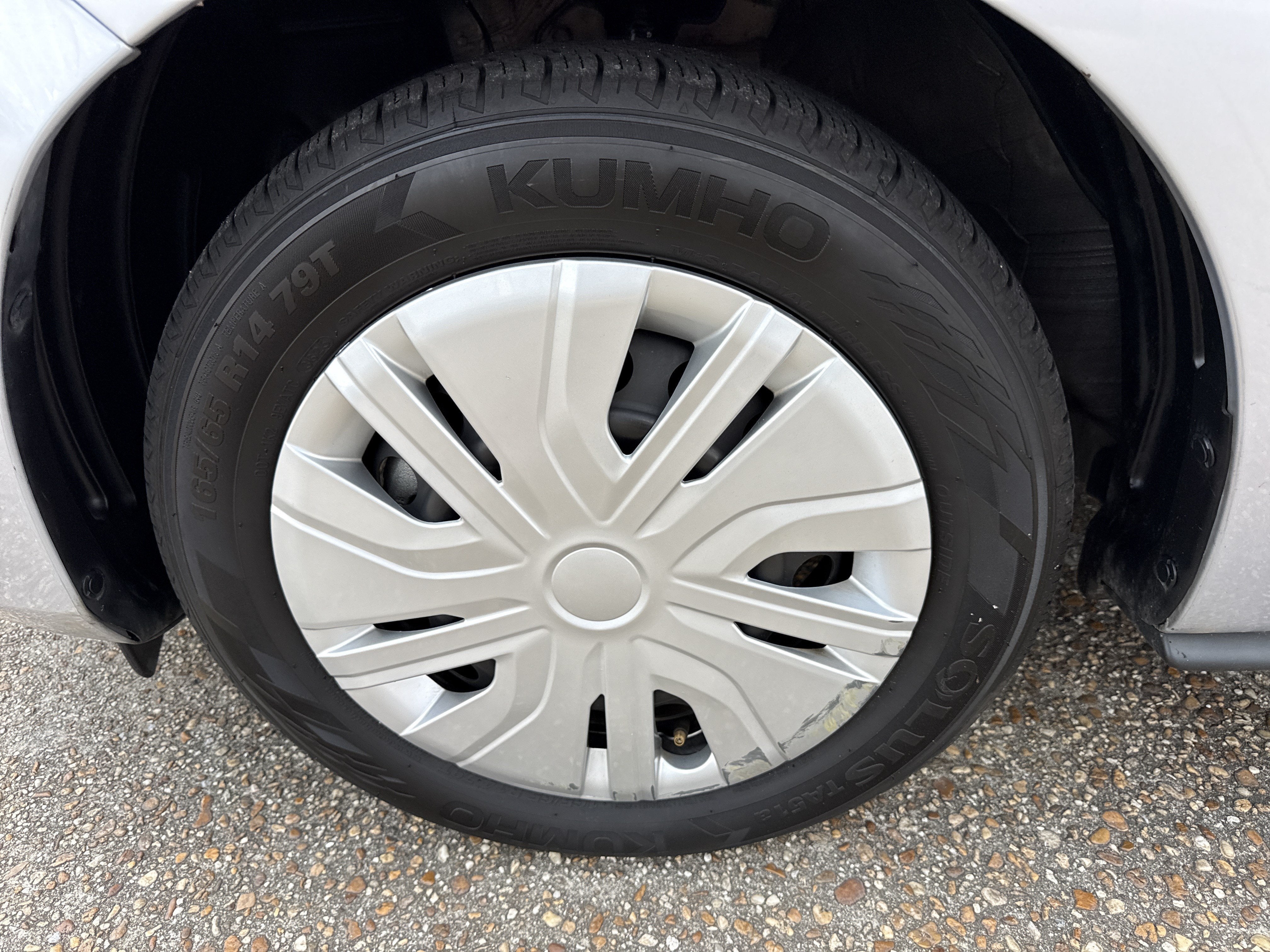 2024 Mitsubishi Mirage LE