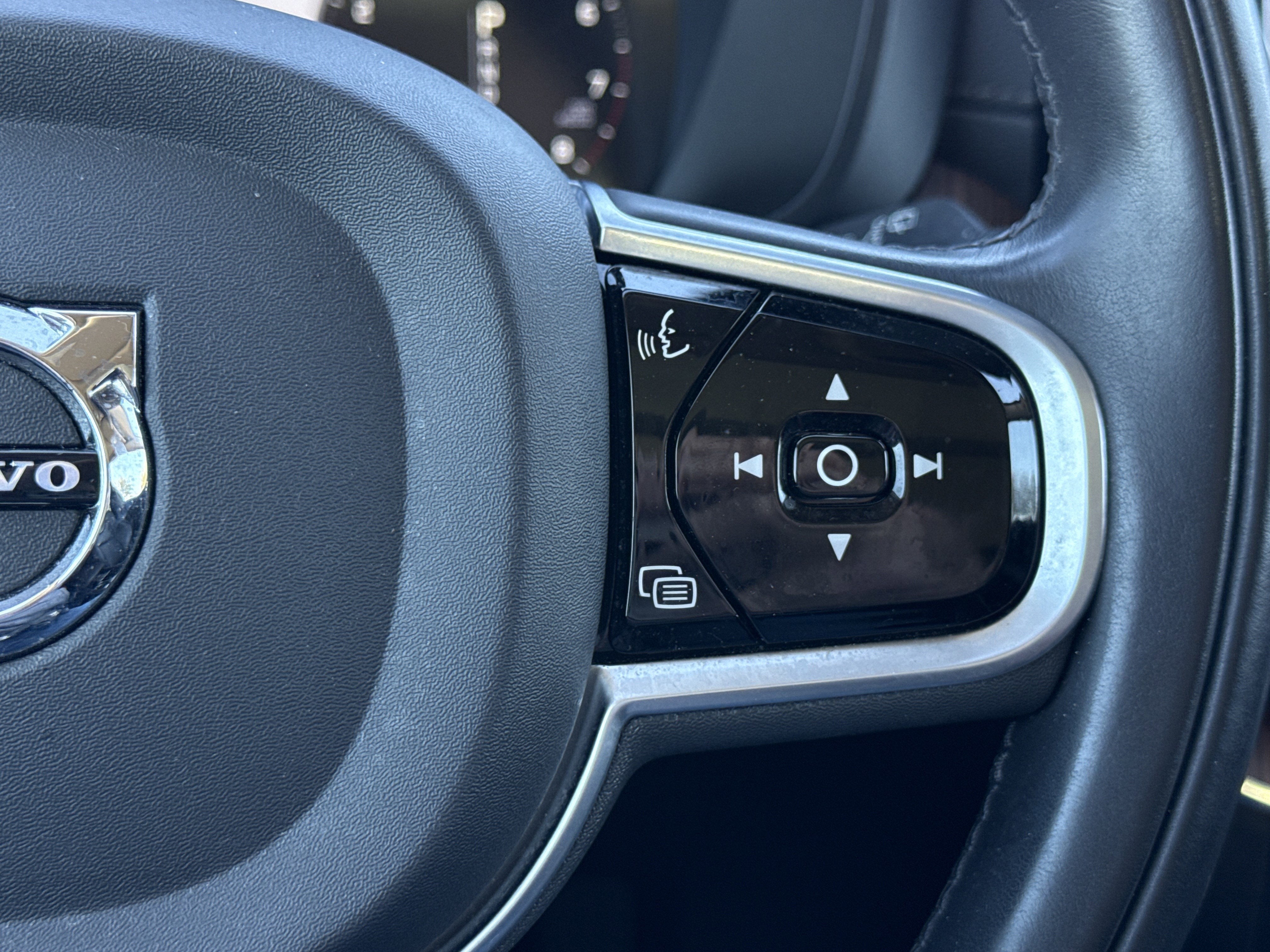 2020 Volvo XC60 Inscription